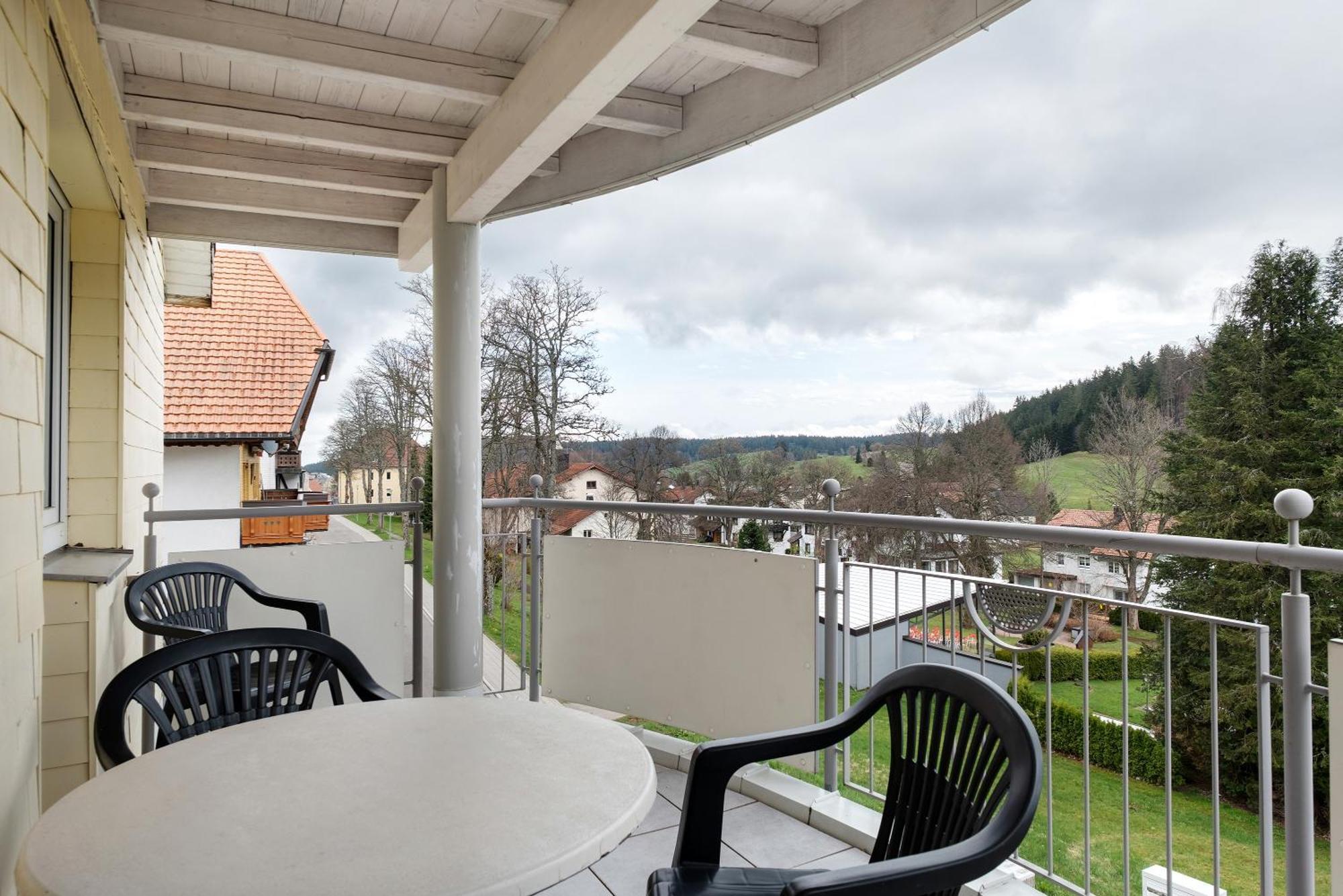 Ferienwohnungen Uhren Allgaier Schönwalde Exterior foto
